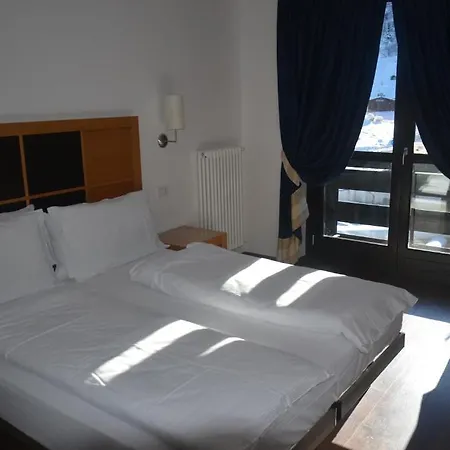 Otel Dolomiti 3*