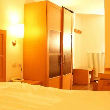 Dolomiti Otel